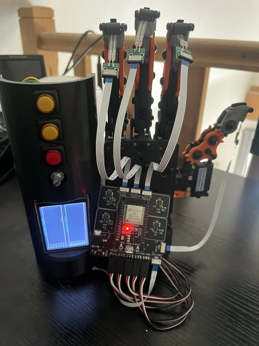 Prototype de commande mécatronique avec électronique embarquée